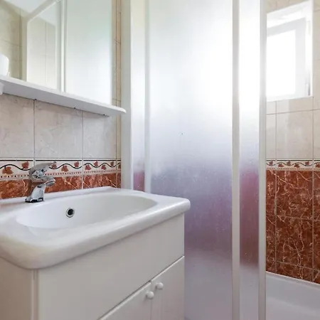 Hodanic Апартаменты Крк